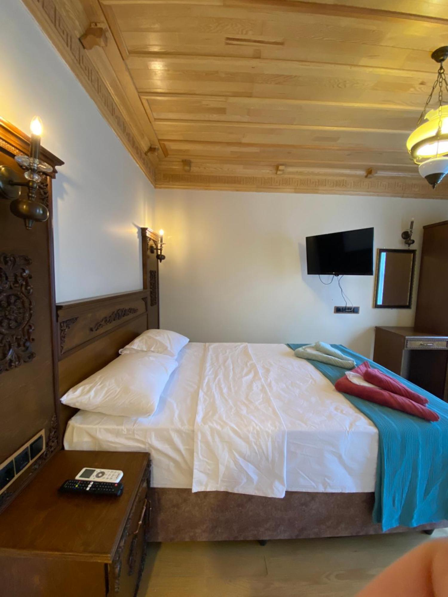 Antique Pearl Hotel อิสตันบูล ภายนอก รูปภาพ