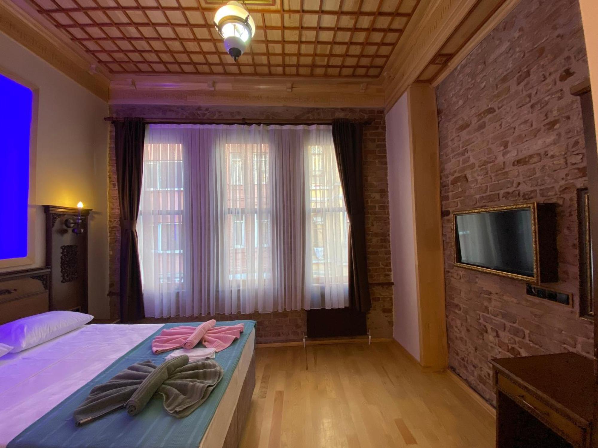 Antique Pearl Hotel อิสตันบูล ภายนอก รูปภาพ