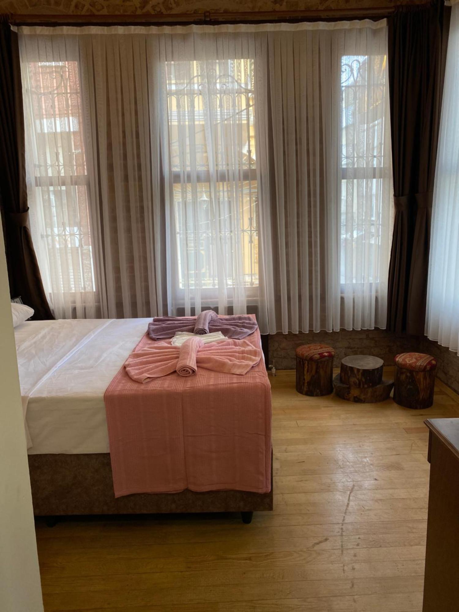 Antique Pearl Hotel อิสตันบูล ภายนอก รูปภาพ