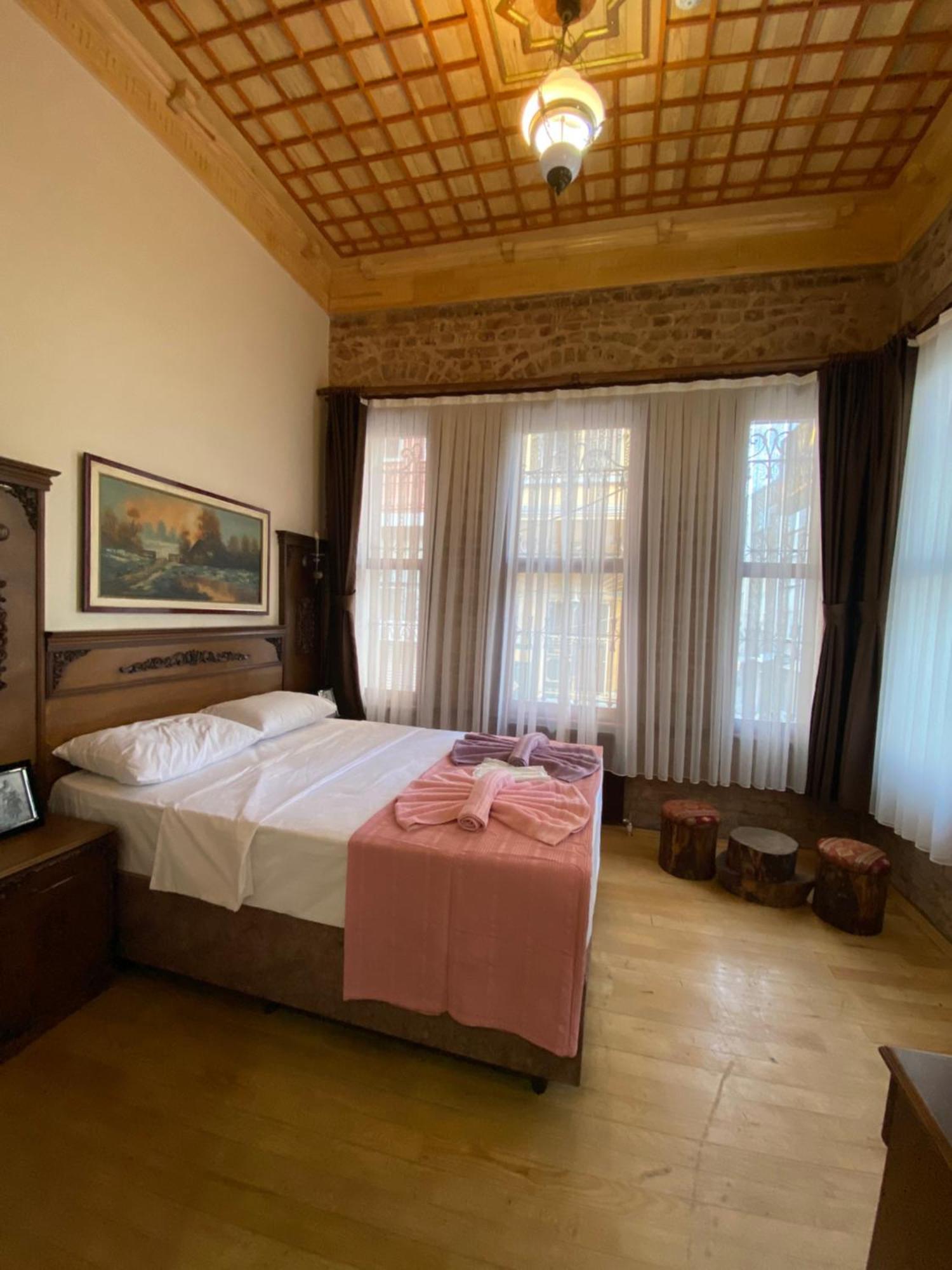 Antique Pearl Hotel อิสตันบูล ภายนอก รูปภาพ